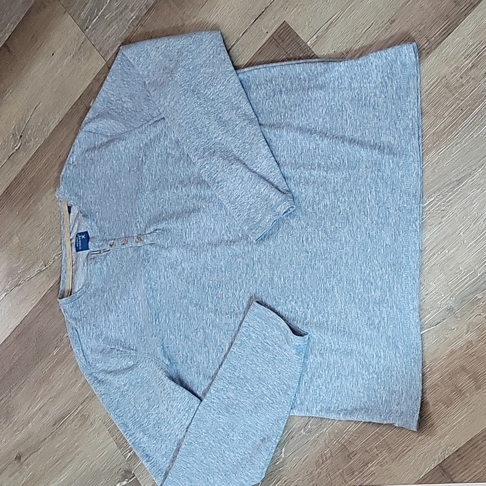 Longsleeve size large super soft